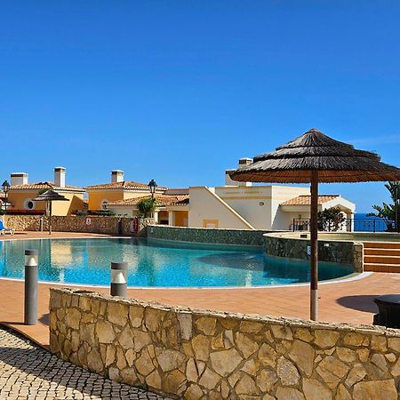 The View - Santo Antonio Villas, Golf & Spa Salema Exterior foto